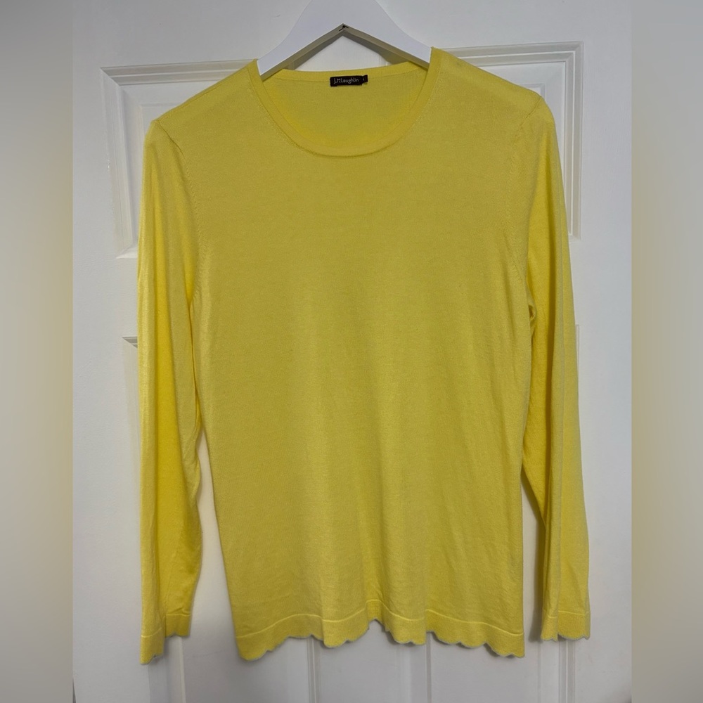 J. Mclaughlin Crewneck Sweater Yellow w/light blue scalloped cuffs & hem Large